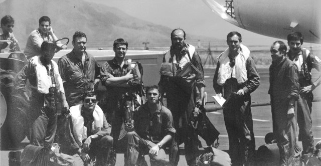 Equipage Bravo 12S